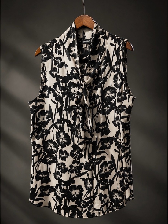 Karl Lagerfeld Tops - Karl Lagerfeld Black & White Floral Tie-Neck Sleeveless Top